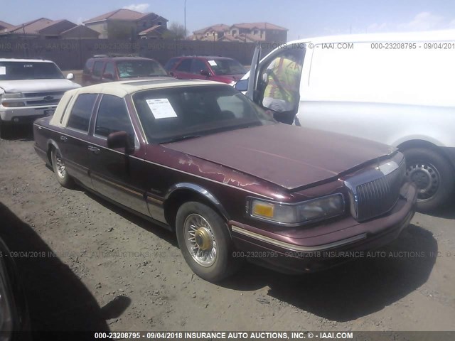 1LNLM82W9VY605625 - 1997 LINCOLN TOWN CAR SIGNATURE/TOURING RED photo 1