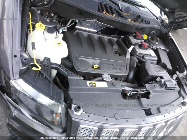 1C4NJDEB6GD714478 - 2016 JEEP COMPASS LATITUDE 灰色 照片 10