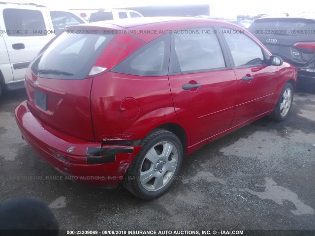 1FAHP37N47W326740 - 2007 FORD FOCUS ZX5/S/SE/SES 红色 照片 4