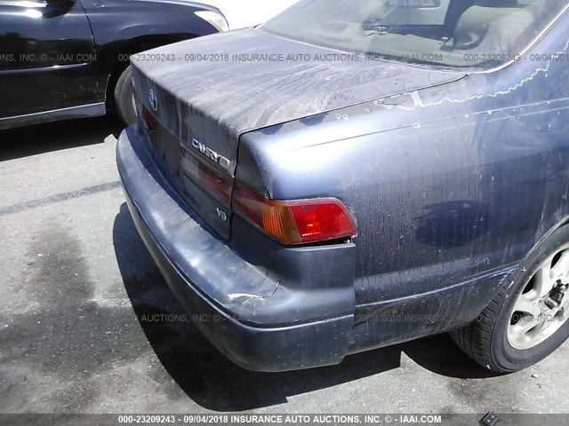 JT2BF28K2W0092822 - 1998 TOYOTA CAMRY LE/XLE BLUE photo 6