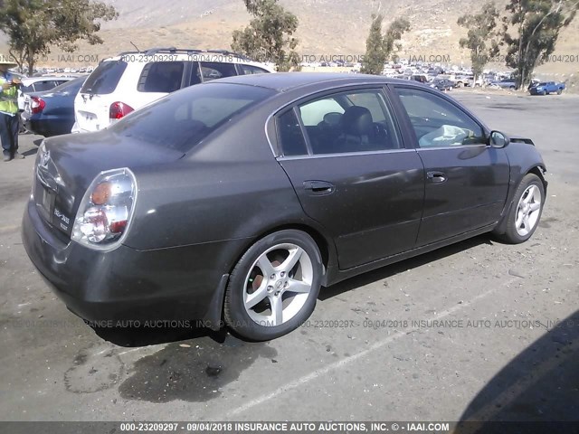 1N4BL11D75N402900 - 2005 NISSAN ALTIMA SE/SL/SE-R GRAY photo 4