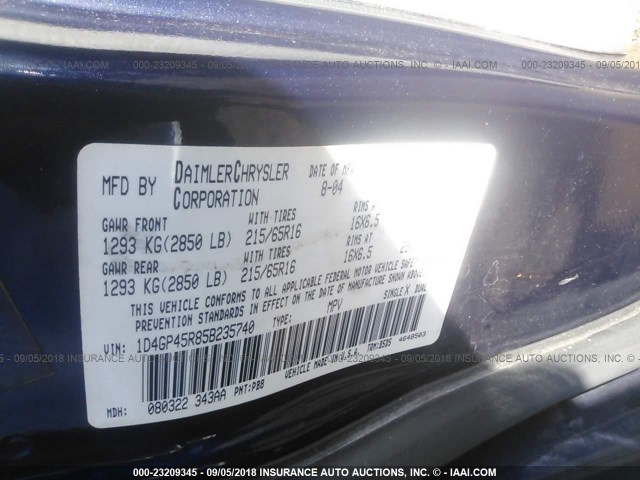 1D4GP45R85B235740 - 2005 DODGE CARAVAN SXT BLUE photo 9