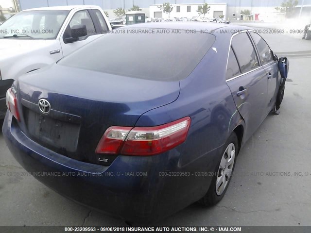 4T4BE46K18R027689 - 2008 TOYOTA CAMRY CE/LE/XLE/SE BLUE photo 4