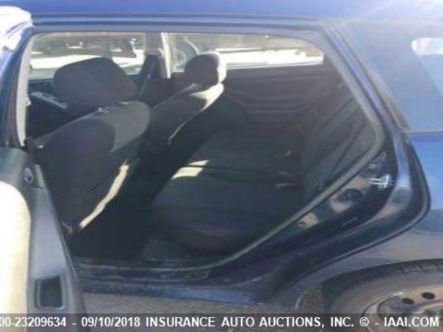 2T1LR32E36C561210 - 2006 TOYOTA COROLLA MATRIX XR BLUE photo 8