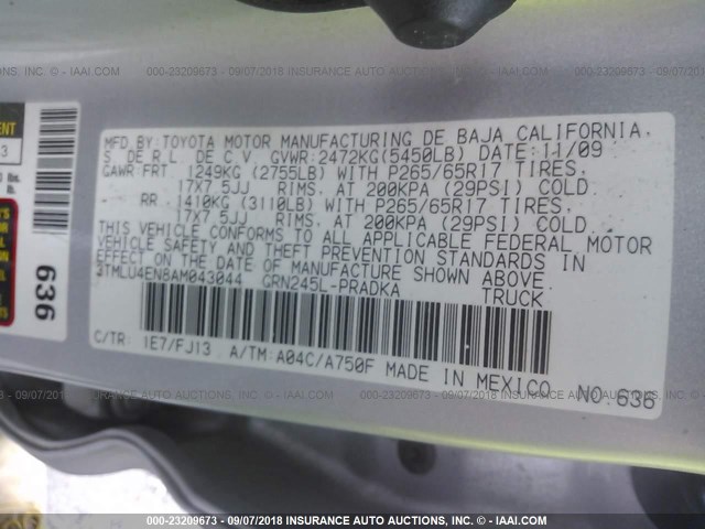 3TMLU4EN8AM043044 - 2010 TOYOTA TACOMA DOUBLE CAB ვერცხლისფერი ფოტო 9