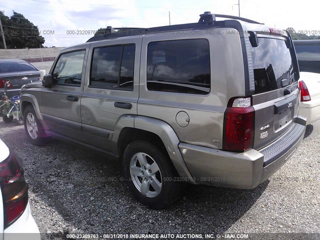 1J8HG48N06C322952 - 2006 JEEP COMMANDER GOLD photo 3