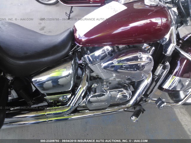 JH2RC50324M000111 - 2004 HONDA VT750 CA MAROON photo 7