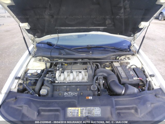 1LNHM97VX1Y654287 - 2001 LINCOLN CONTINENTAL  Biały zdjęcie 10