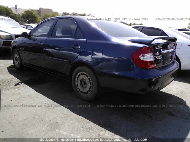 4T1BE32K62U584096 - 2002 TOYOTA CAMRY LE/XLE/SE 蓝色 照片 3