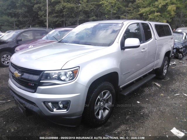 1GCHSCE39F1226672 - 2015 CHEVROLET COLORADO Z71 SILVER photo 2