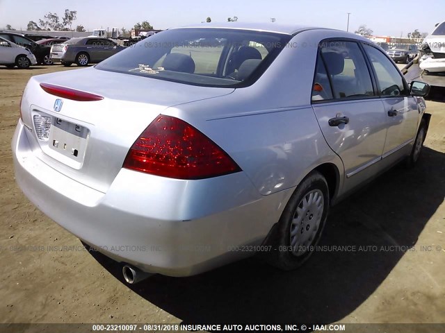 JHMCM56117C011692 - 2007 HONDA ACCORD VALUE SILVER photo 4