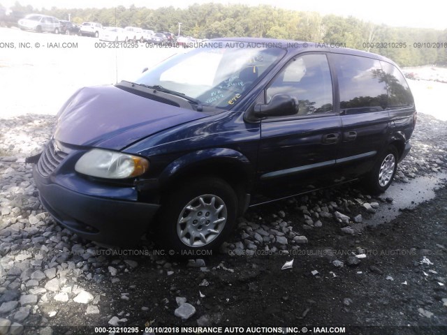 1C4GJ25372B668458 - 2002 CHRYSLER VOYAGER BLUE photo 2