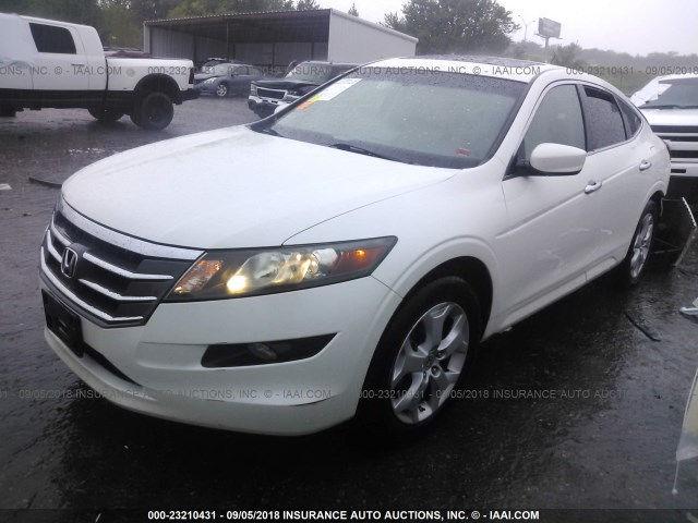 5J6TF2H56AL009299 - 2010 HONDA ACCORD CROSSTOUR EXL WHITE photo 2