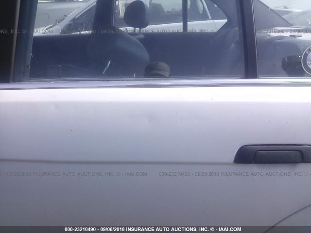 WBAHD2314KBF61073 - 1989 BMW 535 I AUTOMATIC 白色 照片 6