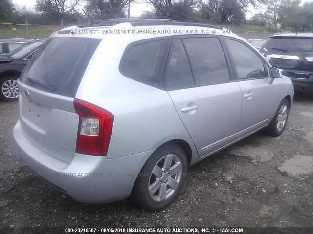 KNAFG525177088678 - 2007 KIA RONDO LX/EX SILVER photo 4