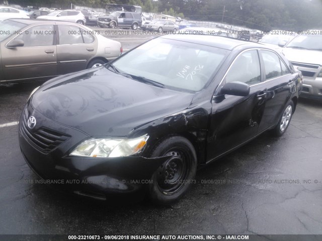 4T1BE46KX7U587056 - 2007 TOYOTA CAMRY NEW GENERAT CE/LE/XLE/SE BLACK photo 2