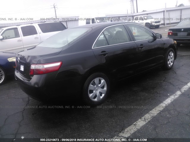 4T1BE46KX7U587056 - 2007 TOYOTA CAMRY NEW GENERAT CE/LE/XLE/SE BLACK photo 4