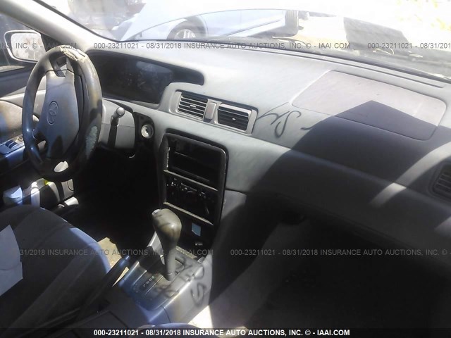 4T1BG22K6VU151421 - 1997 TOYOTA CAMRY CE/LE/XLE 浅蓝色 照片 5