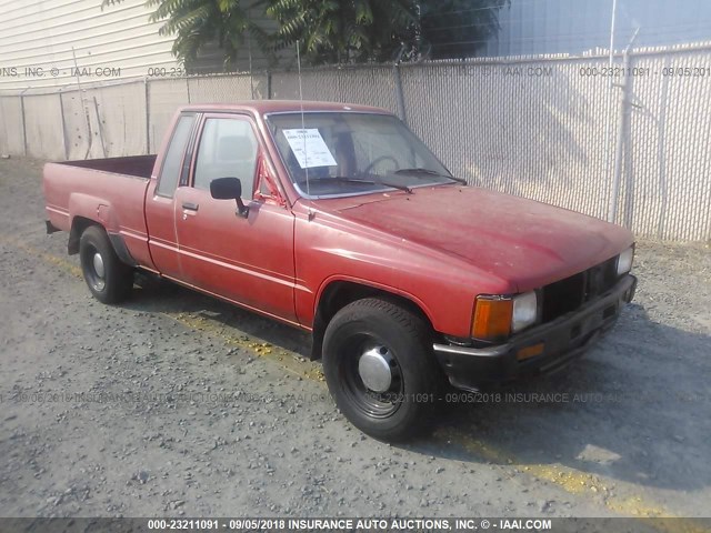 JT4RN56D7F0088456 - 1985 TOYOTA PICKUP XTRACAB RN56 DLX RED photo 1