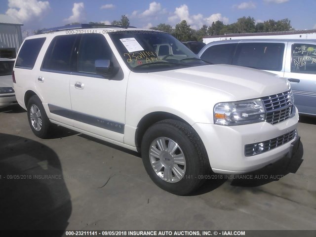 5LMJJ2J51AEJ05814 - 2010 LINCOLN NAVIGATOR 白色 照片 1
