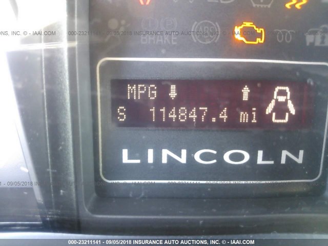 5LMJJ2J51AEJ05814 - 2010 LINCOLN NAVIGATOR 白色 照片 7