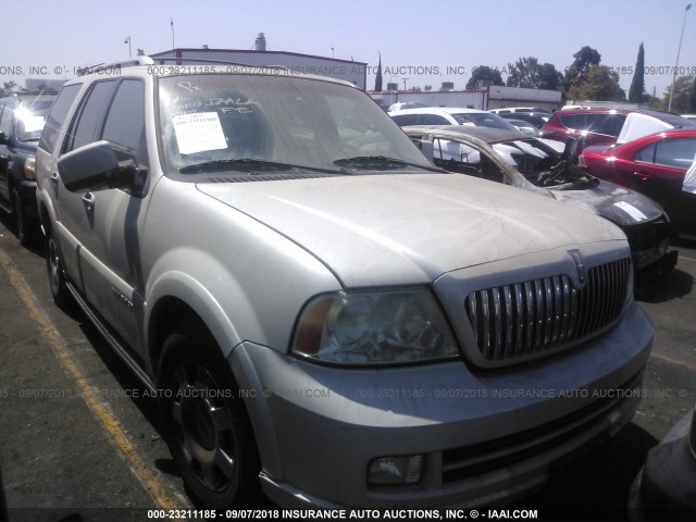 5LMFU27595LJ01368 - 2005 LINCOLN NAVIGATOR Biały zdjęcie 6