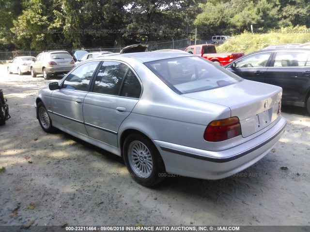 WBADN6336XGM61049 - 1999 BMW 540 I AUTOMATIC SILVER photo 3