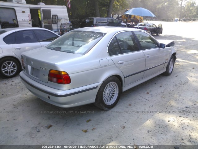 WBADN6336XGM61049 - 1999 BMW 540 I AUTOMATIC SILVER photo 4