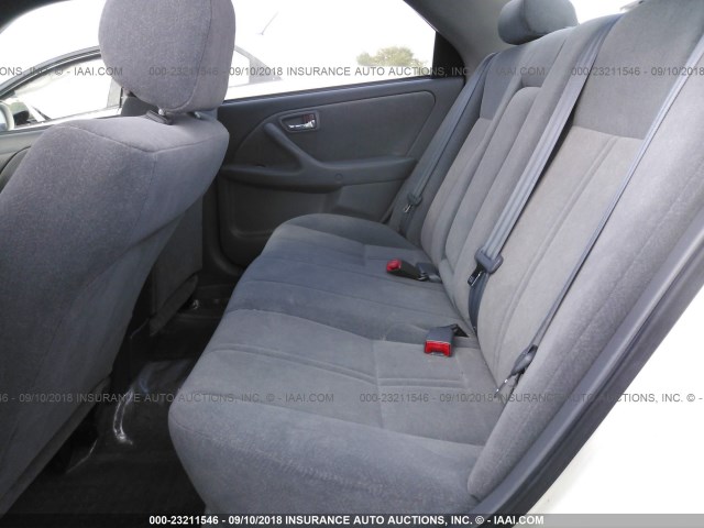 JT2BG22K610546276 - 2001 TOYOTA CAMRY CE/LE/XLE 白色 照片 8