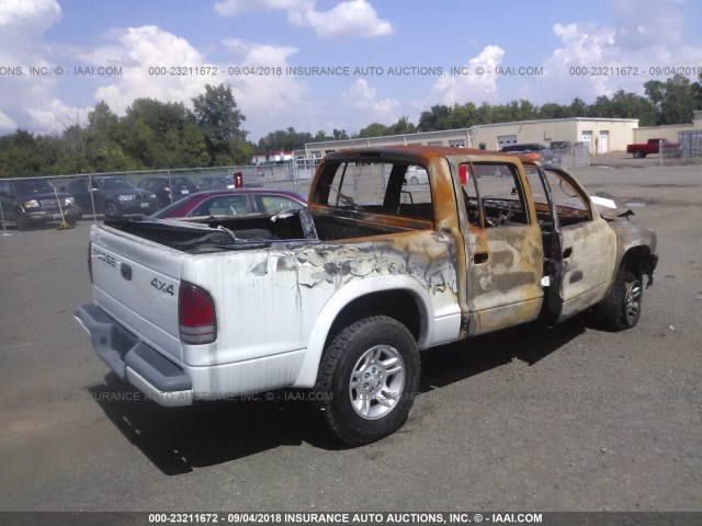 1B7HG2AN21S309110 - 2001 DODGE DAKOTA QUAD WHITE photo 4