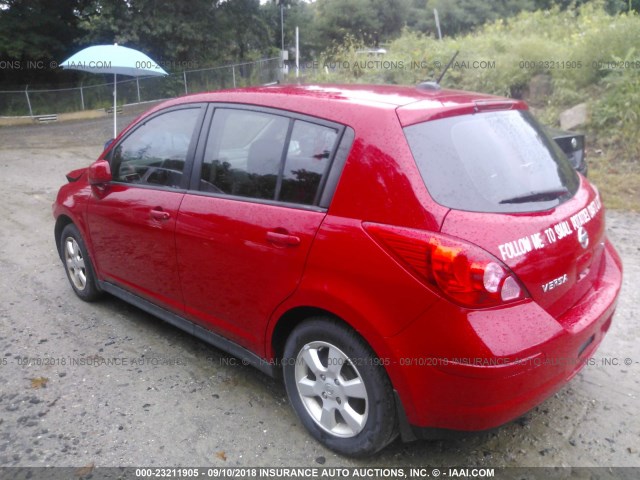 3N1BC13E57L418647 - 2007 NISSAN VERSA S/SL RED photo 3