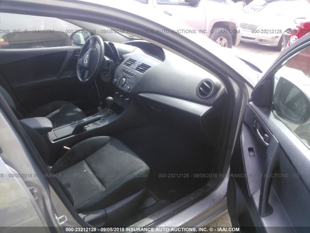 JM1BL1UF6C1622556 - 2012 MAZDA 3 I SILVER photo 5