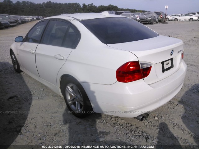 WBAVC73578KP37982 - 2008 BMW 328 XI SULEV WHITE photo 3