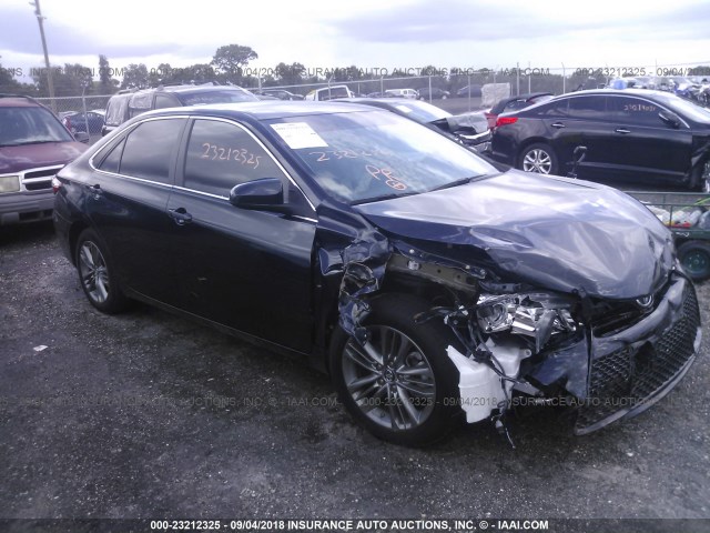 4T1BF1FK6GU167113 - 2016 TOYOTA CAMRY LE/XLE/SE/XSE 黑色 照片 1
