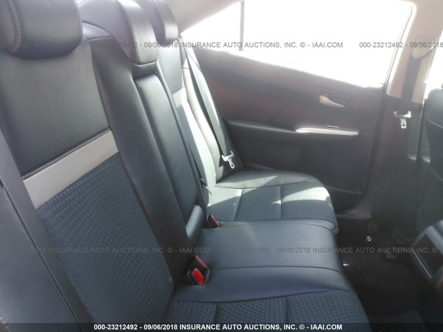 4T1BF1FK7CU116021 - 2012 TOYOTA CAMRY SE/LE/XLE GRAY photo 8