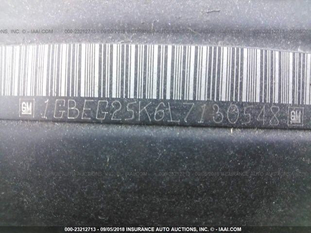 1GBEG25K6L7130548 - 1990 CHEVROLET G20 BLACK photo 9
