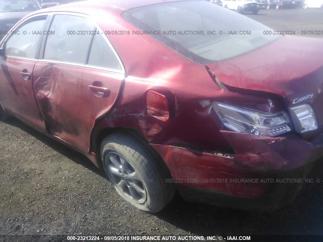 4T1BF3EKXBU149395 - 2011 TOYOTA CAMRY SE/LE/XLE წითელი ფოტო 6