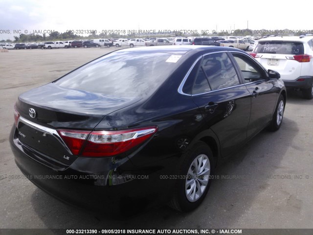 4T4BF1FK8FR506720 - 2015 TOYOTA CAMRY LE/XLE/SE/XSE 黑色 照片 4