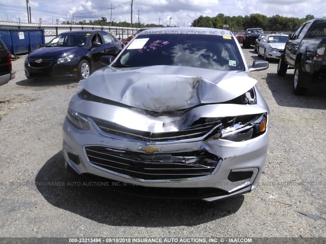 1G1ZB5ST1HF151131 - 2017 CHEVROLET MALIBU LS 银色 照片 6