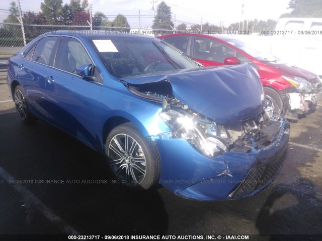 4T1BF1FK6GU516951 - 2016 TOYOTA CAMRY LE/XLE/SE/XSE 蓝色 照片 1