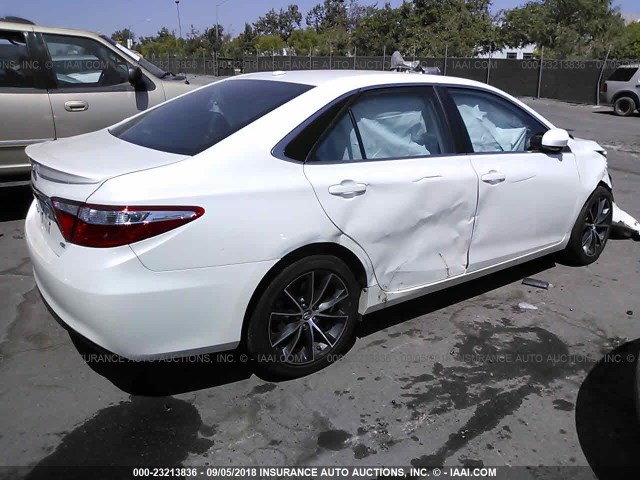 4T1BF1FK0FU912517 - 2015 TOYOTA CAMRY LE/XLE/SE/XSE 白色 照片 4