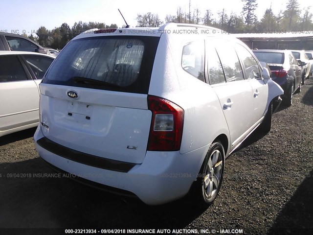 KNAFG525277071937 - 2007 KIA RONDO LX/EX WHITE photo 4