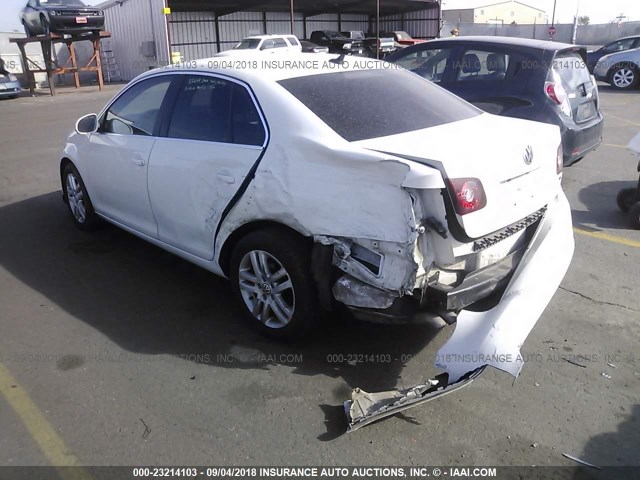 3VWAL71K39M090109 - 2009 VOLKSWAGEN JETTA TDI WHITE photo 3