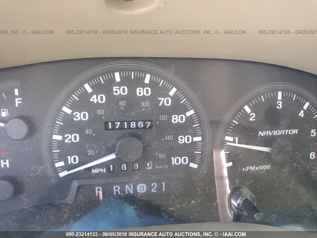 5LMPU28L4WLJ37651 - 1998 LINCOLN NAVIGATOR BLACK photo 7