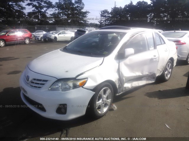 5YFBU4EE8DP114803 - 2013 TOYOTA COROLLA S/LE WHITE photo 2