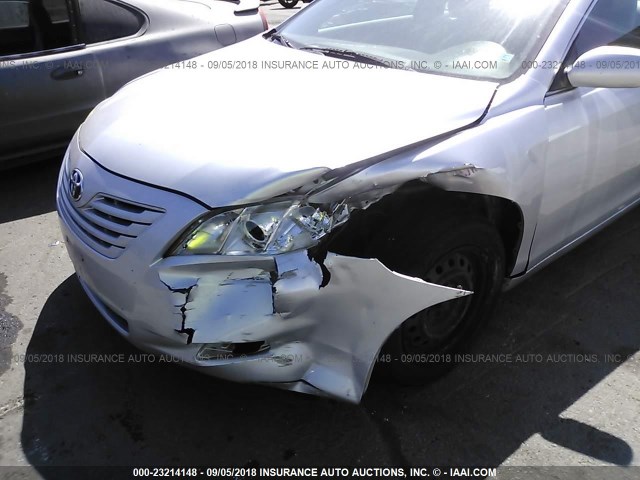 4T4BE46K59R107921 - 2009 TOYOTA CAMRY SE/LE/XLE SILVER photo 6