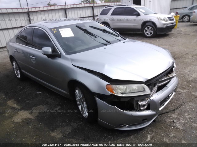 YV1AH852071021239 - 2007 VOLVO S80 V8 SILVER photo 1