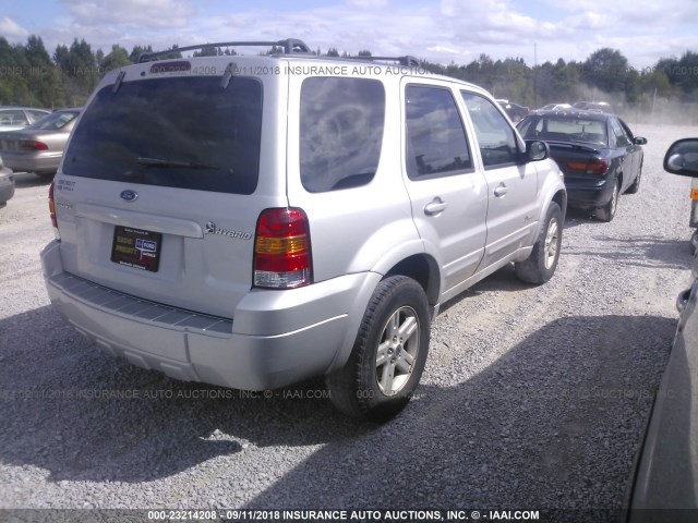 1FMCU96H55KE10514 - 2005 FORD ESCAPE HEV SILVER photo 4