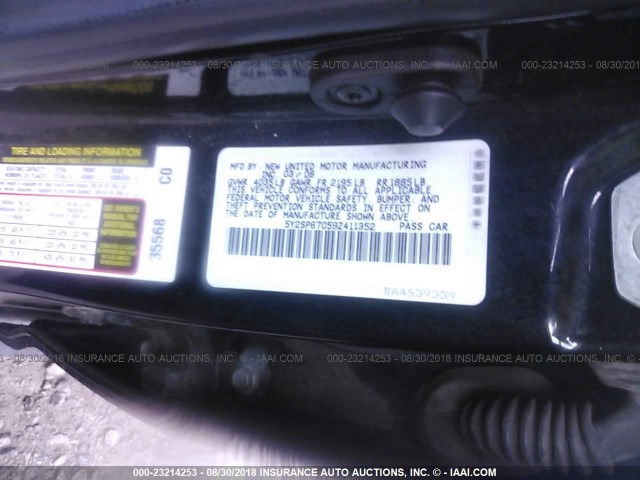 5Y2SP67059Z411352 - 2009 PONTIAC VIBE BLACK photo 9