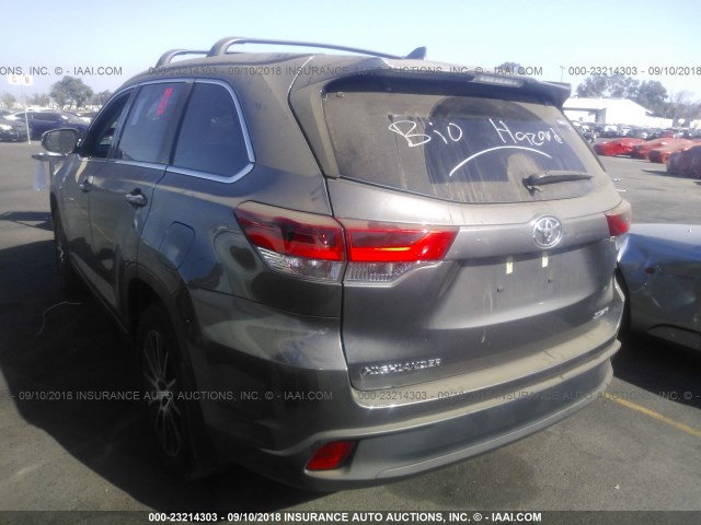 5TDJZRFH2HS405667 - 2017 TOYOTA HIGHLANDER SE/XLE GRAY photo 3